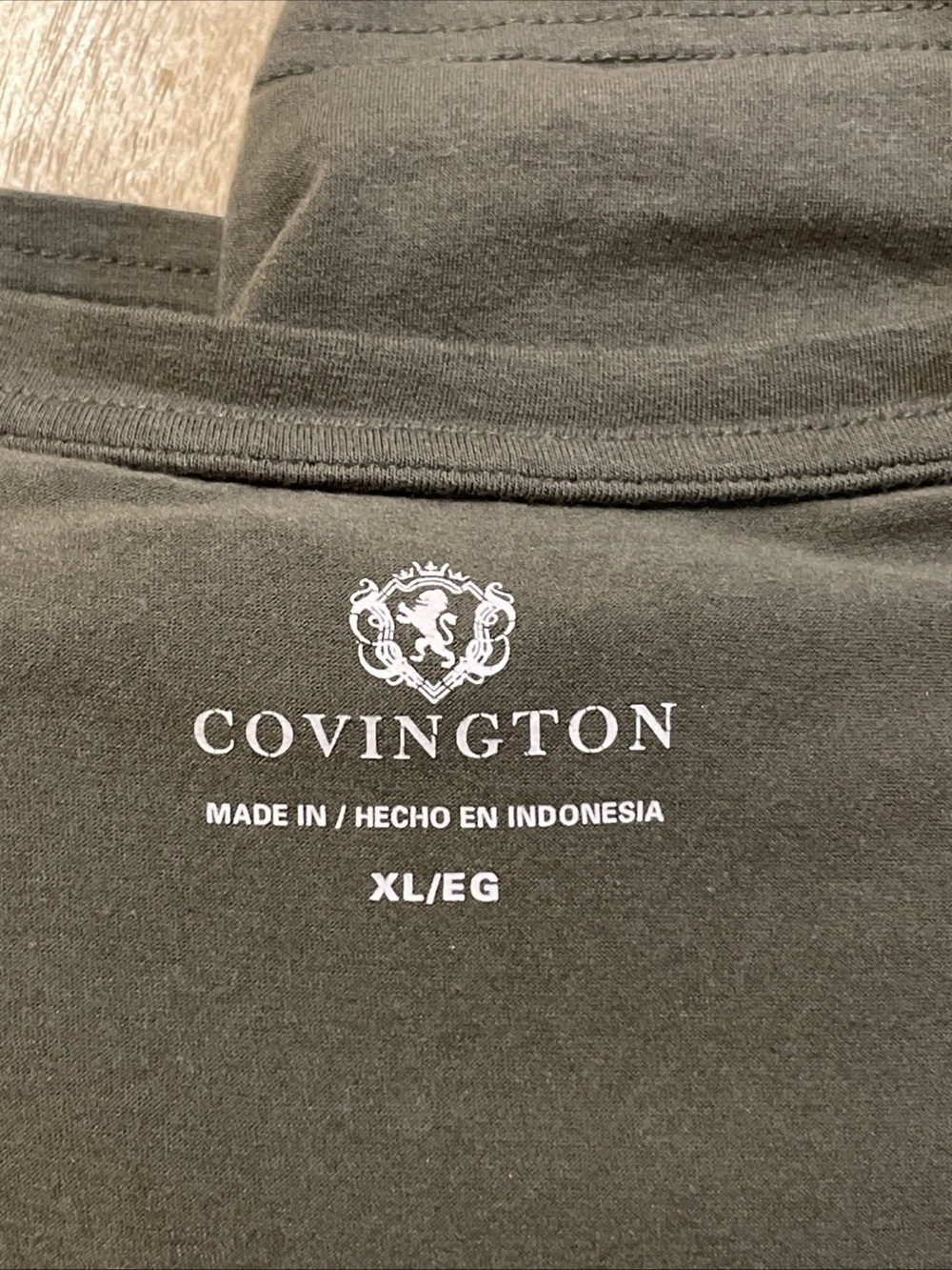 Covington women's olive green scoop neck t-shirt - Picture 3 of 4
